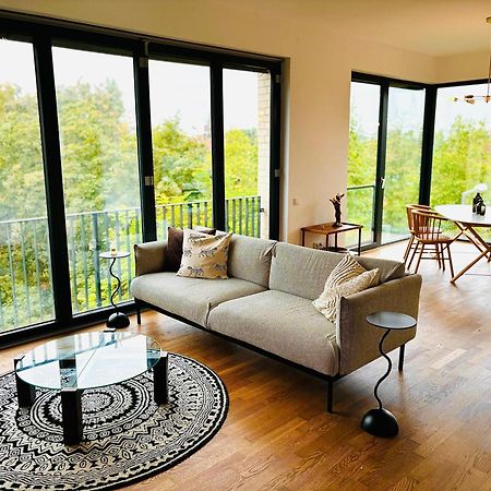 2 Bedroom Mauerpark-Apartment, Berlin Mitte View Calendar Экстерьер фото