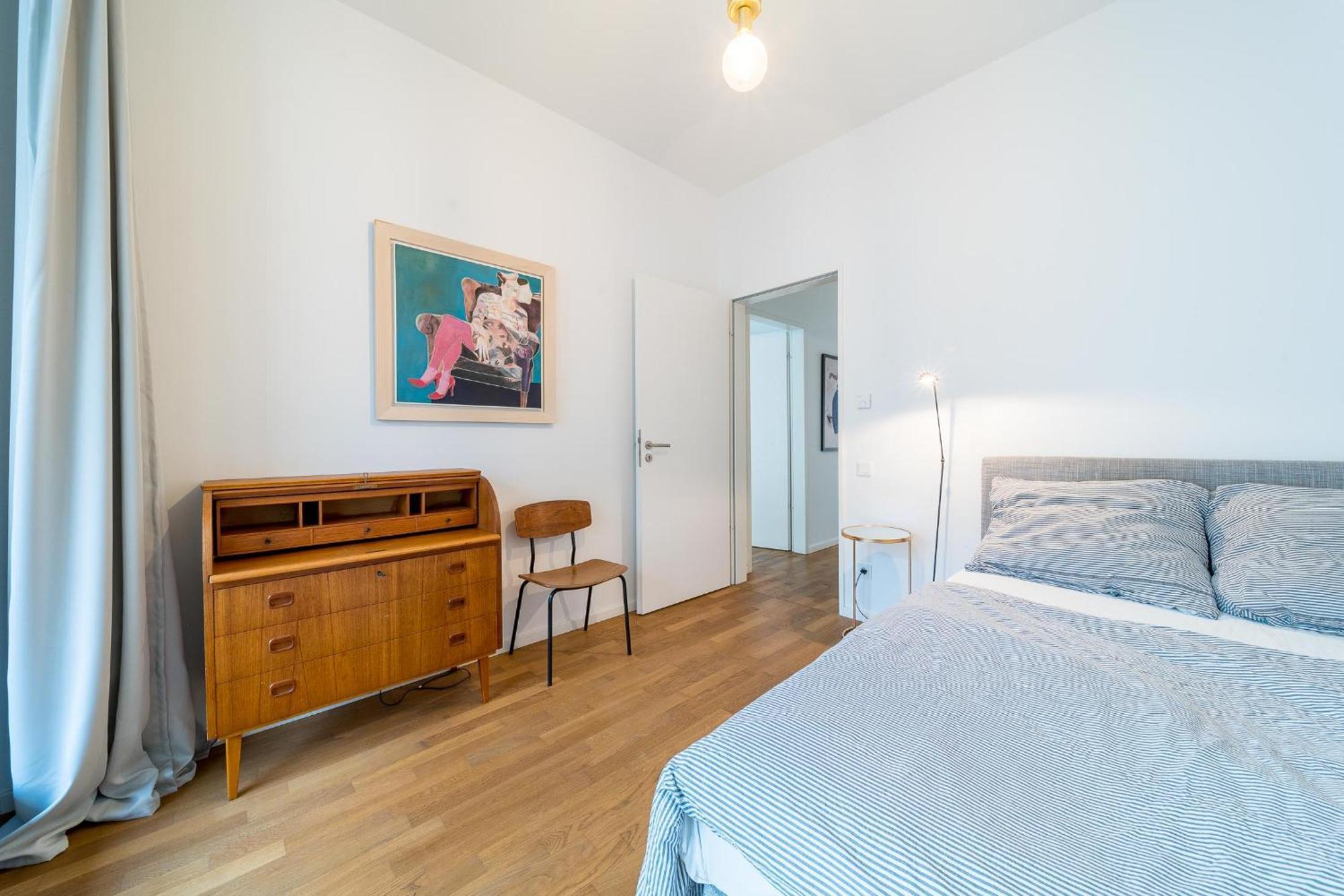 2 Bedroom Mauerpark-Apartment, Berlin Mitte View Calendar Экстерьер фото