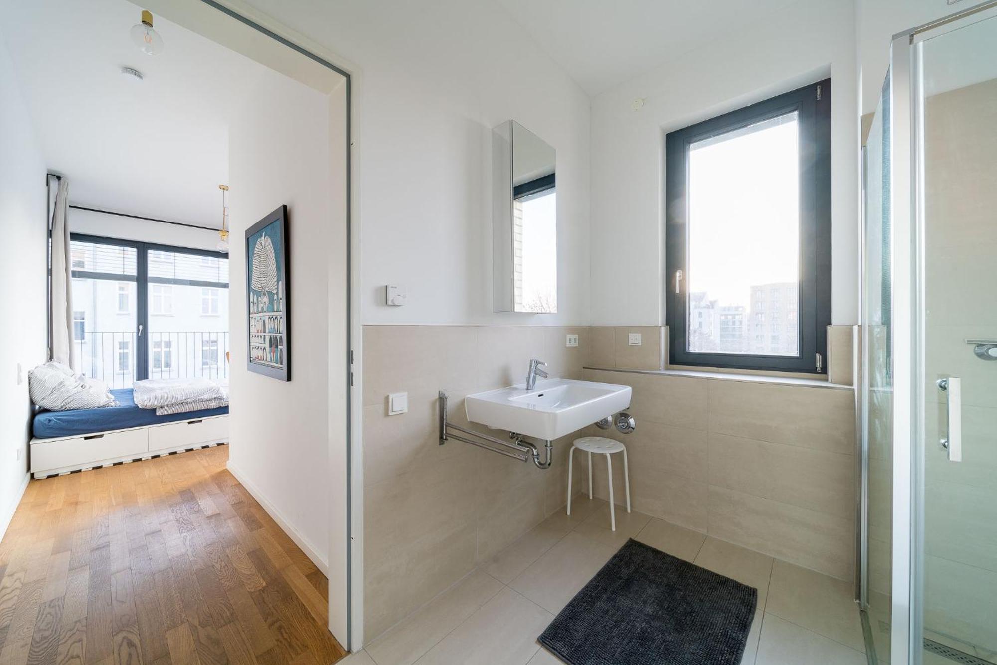2 Bedroom Mauerpark-Apartment, Berlin Mitte View Calendar Экстерьер фото