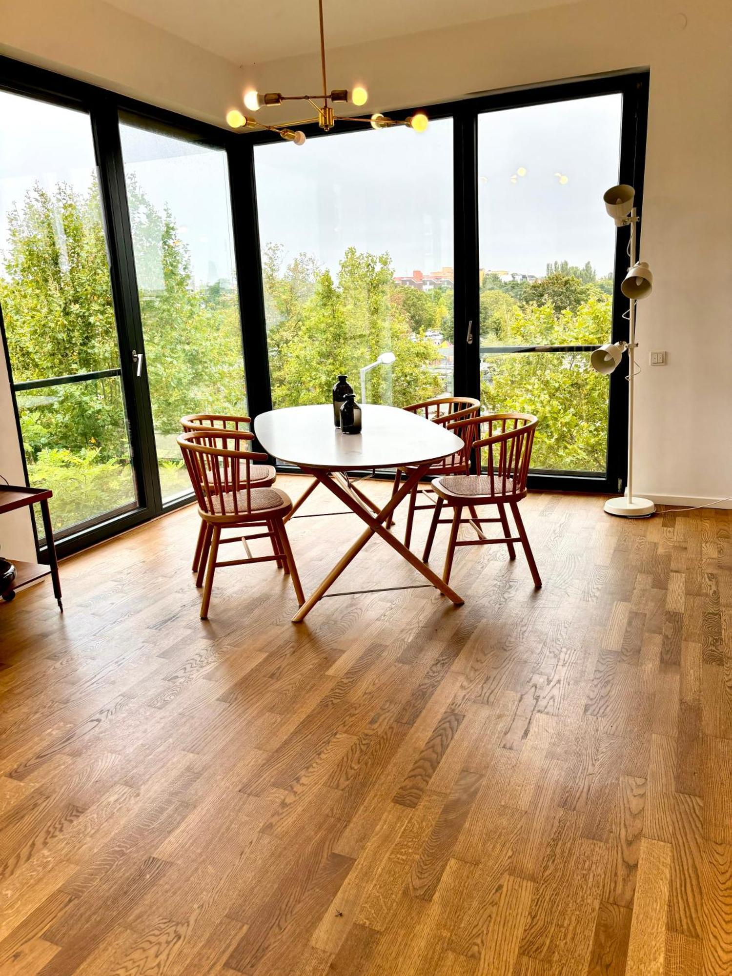 2 Bedroom Mauerpark-Apartment, Berlin Mitte View Calendar Экстерьер фото